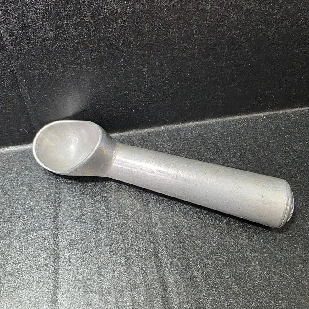 Cooks Club Vintage Aluminum Ice Cream Scoop Taiwan Silver‎ Metal Kitchen Utensil